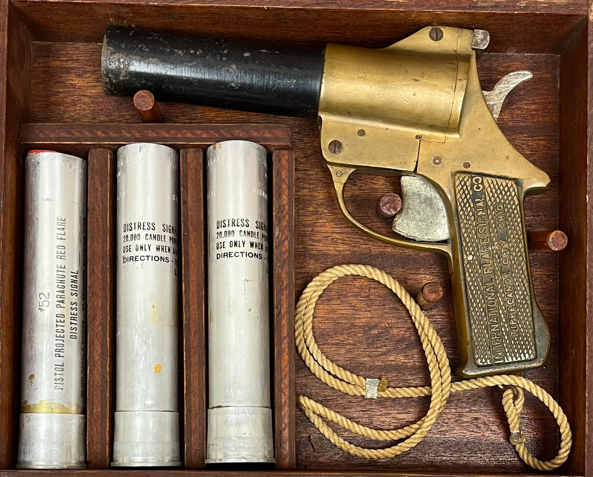 Original WWII Era U.S. International Flare Signal Co. Pistol 37mm (Model 52) W/ Box & Flares