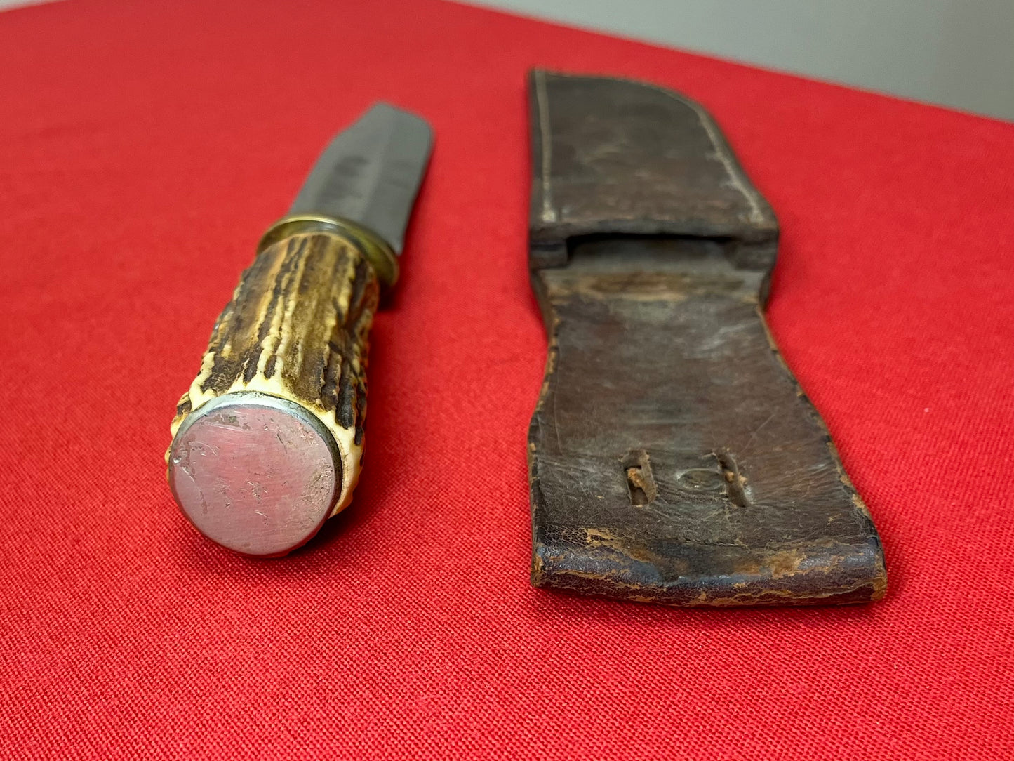 WW2 U.S.N MK2 KA-BAR Fighting Knife "Trench-Art" Theater Made #3