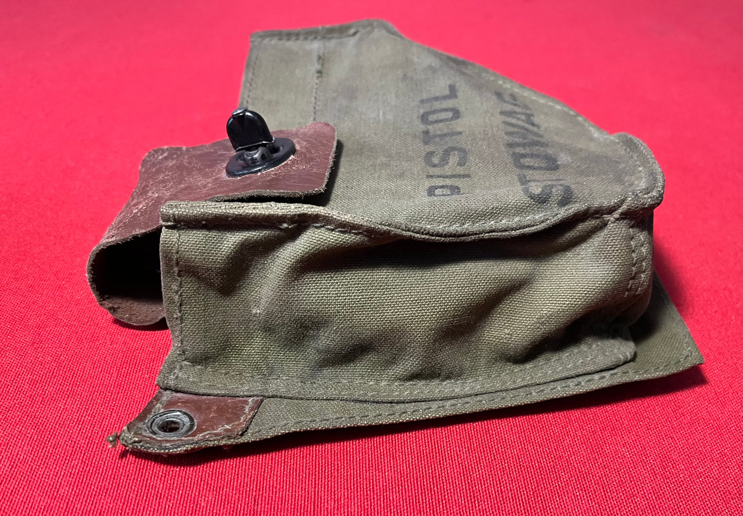 Original U.S. WWII 37mm M8 Pyrotechnic Signal Flare Pistol - Gun by SWC & Scarce Aircraft Stowage Wall Mounted Bag